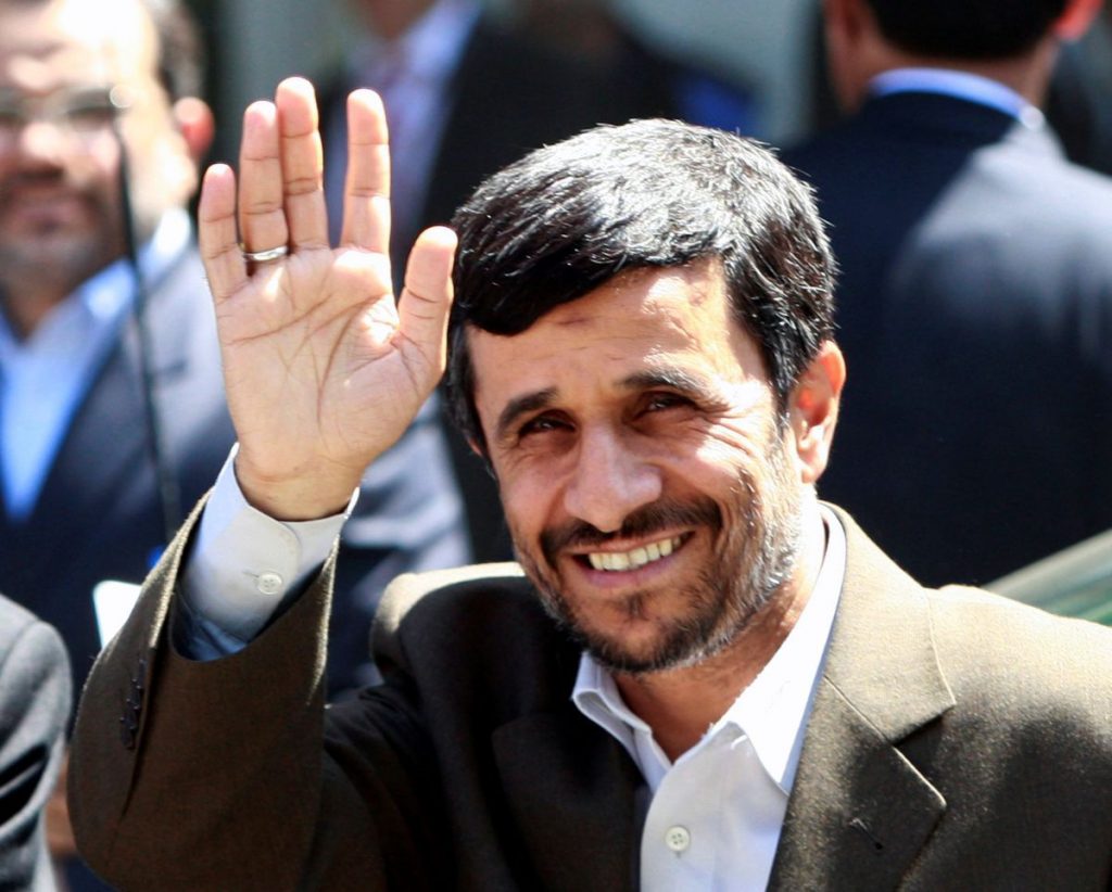 Массовые протесты в Иране: арестовали экс-президента Ахмадинежада 1