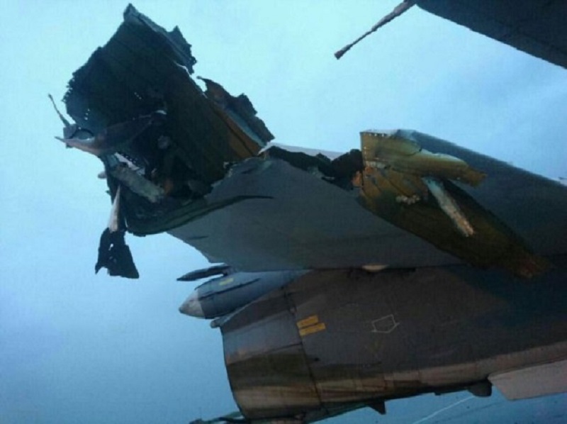 Опубликованы фотографии российских боевых самолетов, уничтоженных на авиабазе в Сирии 5
