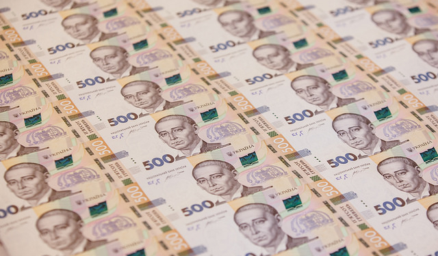 Кто и кому  отдавал бюджетные деньги без конкурса в Николаевской области в 2017 году