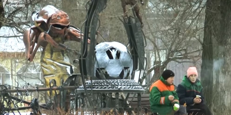 Известные граждане Украины поздравили жителей Донбасса с новогодними и рождественскими праздниками