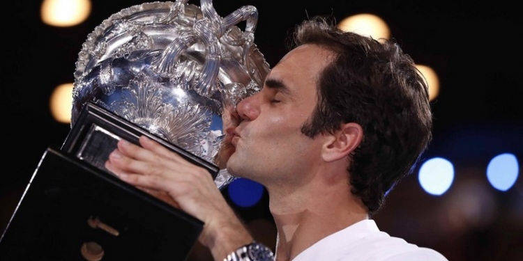 Вечно молодой! 36-летний Роже Федерер выиграл Australian Open