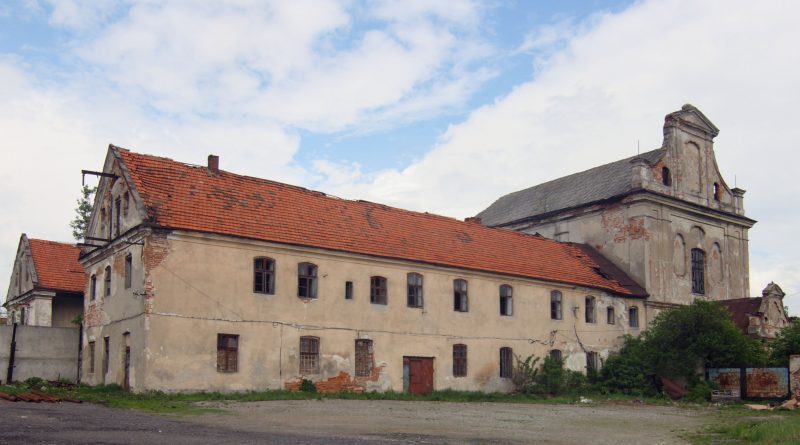 ЕС выделил почти 1 млн евро, чтобы восстановить костел и монастырь во Львовской области 1