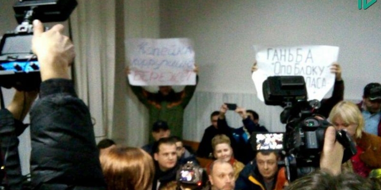 «Копеечное дело»: в Николаеве избирают меры пресечения депутату горсовета от ОппоБлока и еще 4 задержанным