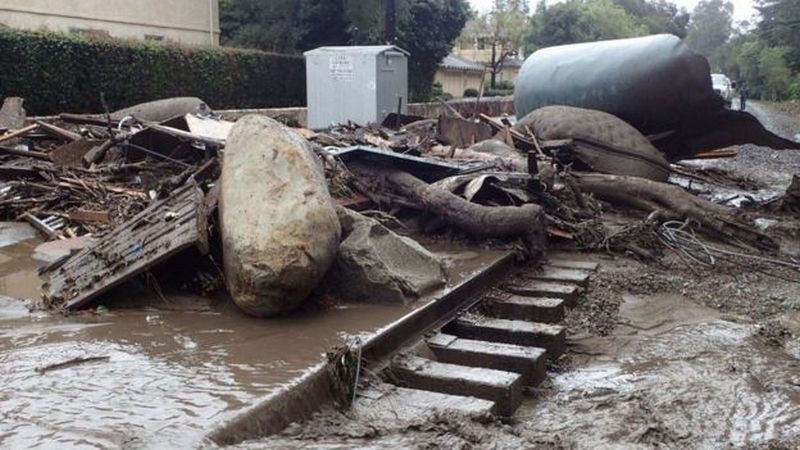 Не пожар, так потоп: в Калифорнии на смену пожарам пришли наводнения и оползни, уже 13 жертв 7