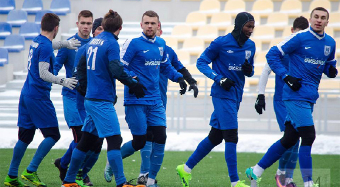 МФК «Николаев» выиграл два контрольных матча и просматривает футболиста, выступавшего в Швеции