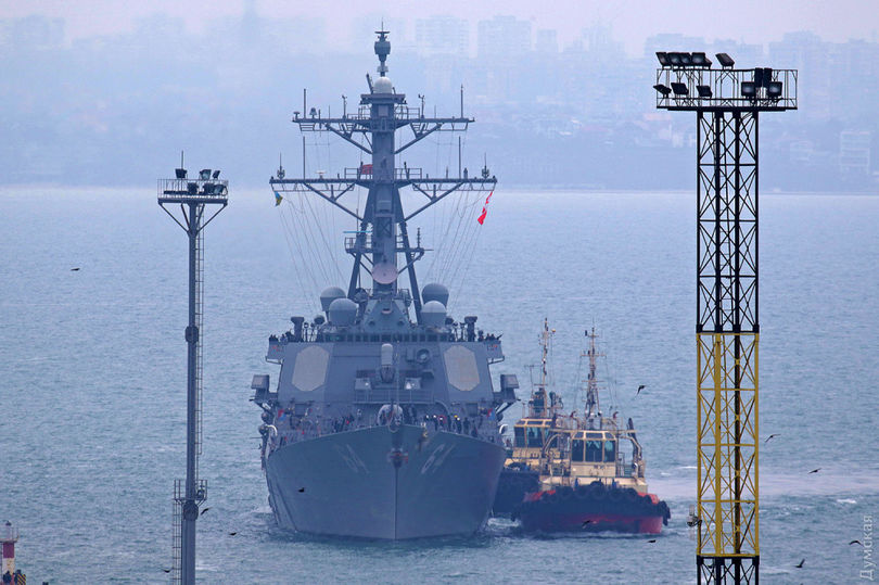 В Одесский порт зашел первый в 2018 году боевой корабль НАТО 5