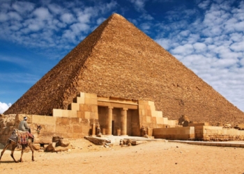 Тайная комната мертвых фараонов. В пирамиде Хеопса обнаружены врата в загробную обитель