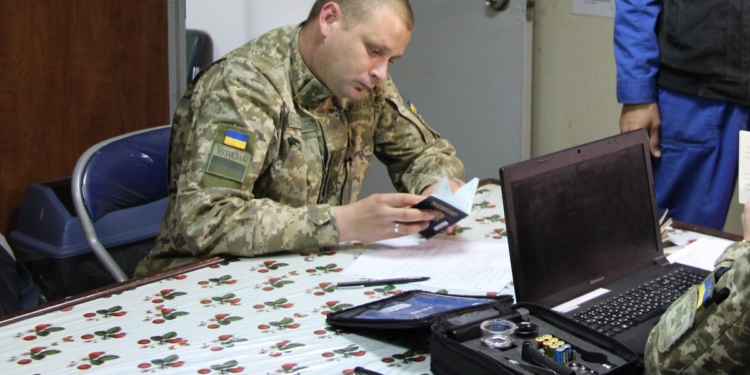 Еще один за Крым ответил. В Николаевском порту запретили въезд в Украину гражданину Грузии