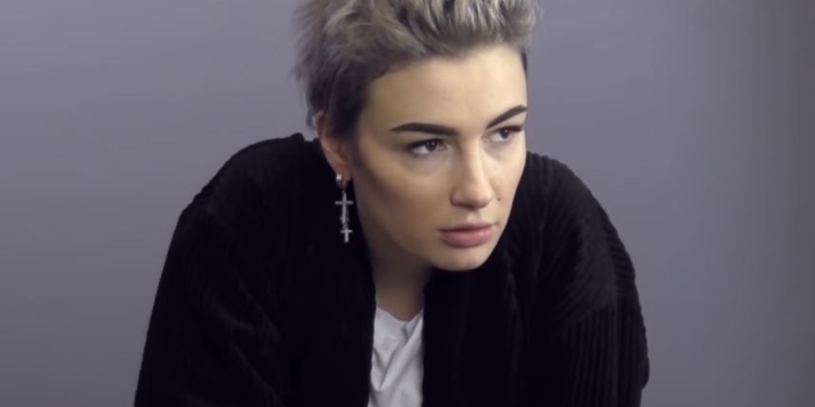 Тенденция однако. Певцы ломанулись в политику – еще одна “не исключает”