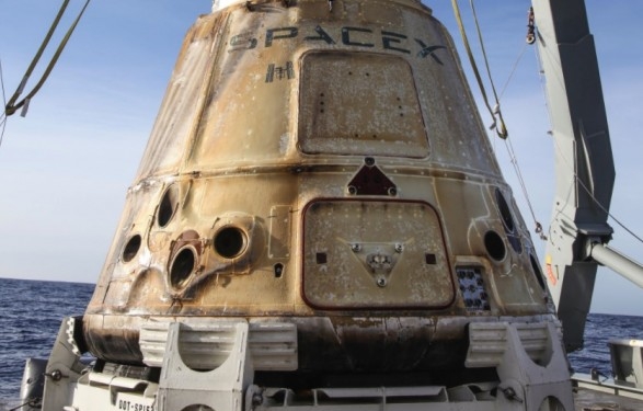 Dragon от SpaceX успешно вернулся с МКС на Землю