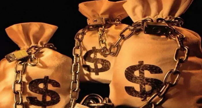 Луценко анонсировал спецконфискацию еще на три миллиарда