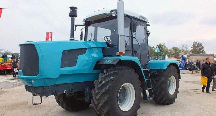 ХТЗ показал новый трактор. Современный, эффективный и…почти украинский