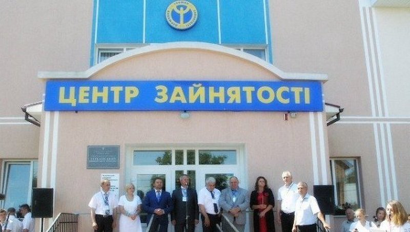 В Украине возобновляют личный прием граждан в центрах занятости 1