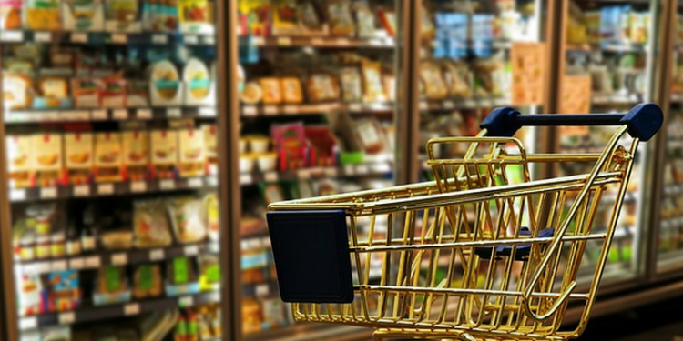 Польский парламент запретил торговлю по воскресеньям с 2020 года