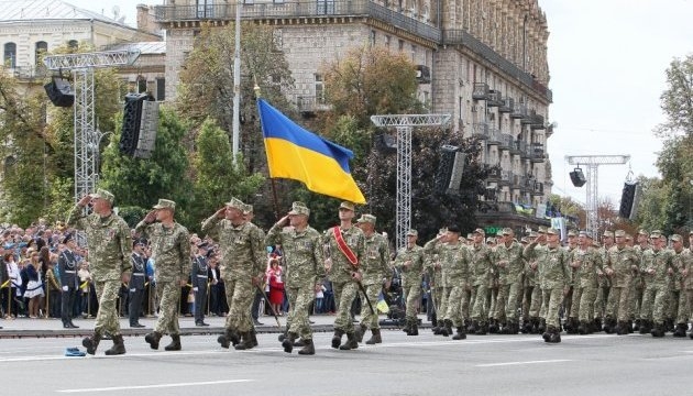 Не «Доброго здоров’я!», а «Слава Україні! – Героям слава!»: Верховной Раде предлагают изменить традиционное армейское приветствие