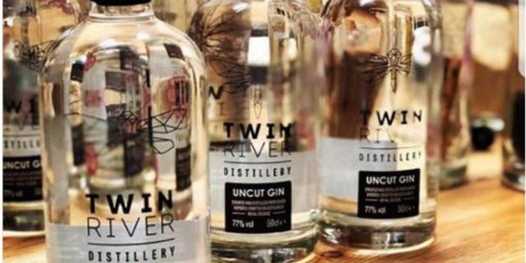 И это можно пить? Шотландская компания Twin River создала самый крепкий в мире джин