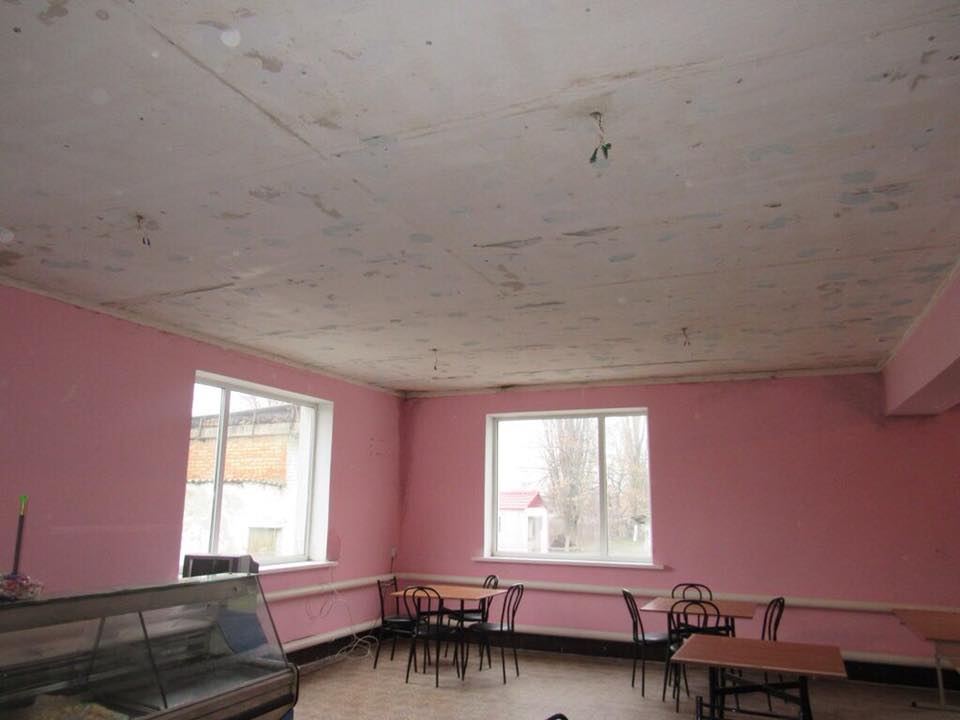 Потолок в Новобугском педагогическом колледже рухнул из-за отсутствия вентиляции и нарушений технологий при его монтаже 1