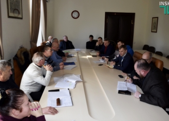 «Если вы говорите о таком формате, то нам надо сворачивать пассажирские перевозки»: в Николаеве только один перевозчик в обоснование тарифа может показать все документы