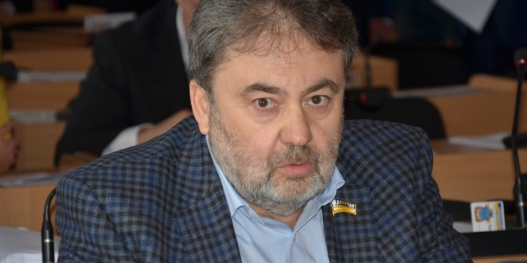 «Виноваты Деркач и виноваты те люди, которые помогали»: депутат Николаевского горсовета  обвинил управление образования в затягивании вопроса с выплатой зарплат учителям