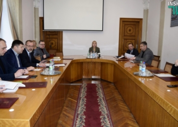 Исполком не стал утверждать комплексную схему размещения рекламных средств по пр.Мира в Николаеве. Казакова поставила задачу утвердить все схемы до конца года