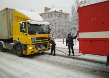 Из-за непогоды личный состав Николаевского областного гарнизона собран по сигналу «Сбор-авария» – мобильные группы отправились на патрулирование автодорог