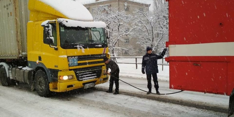 Из-за непогоды личный состав Николаевского областного гарнизона собран по сигналу «Сбор-авария» – мобильные группы отправились на патрулирование автодорог