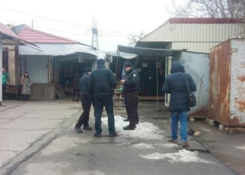 В Николаеве очередной виток борьбы за рынок Колос: полиция следит за мирной передачей комплекса “на хранение”