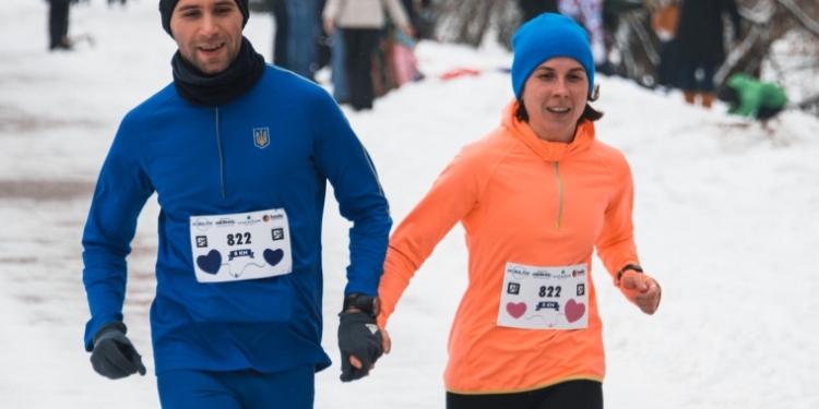 В Киеве перед днем святого Валентина прошел “Забег влюбленных”