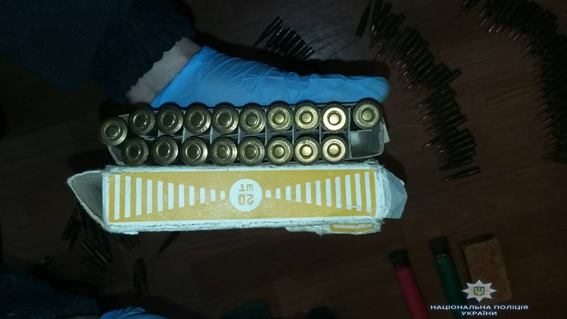 Патроны, гранаты и пластид нашли в доме бывшего атошника в Первомайске 3