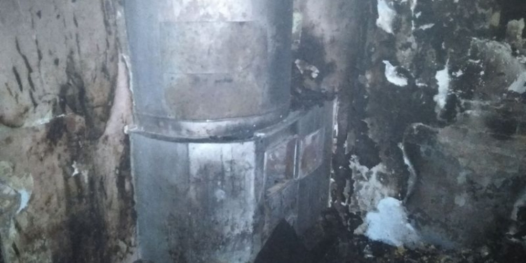 В Вознесенском районе пожар в жилье вспыхнул на кухне