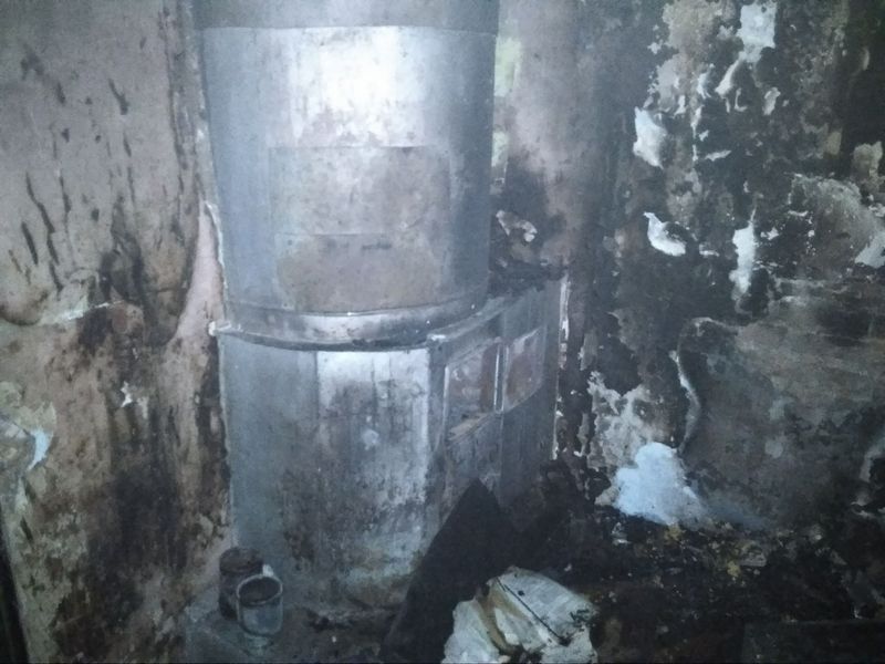 В Вознесенском районе пожар в жилье вспыхнул на кухне 3