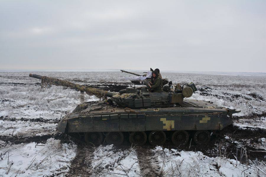 Танкисты 79-й Николаевской отдельной десантно-штурмовой бригады провели боевые стрельбы 3