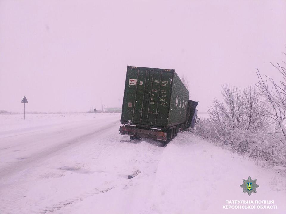 Херсонские патрульные не советуют ехать в сторону Николаева 4