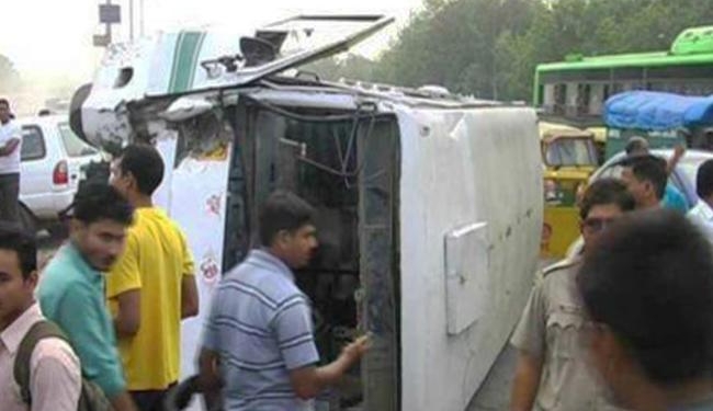 В Индии автомобиль врезался в школу. Девятеро детей погибли