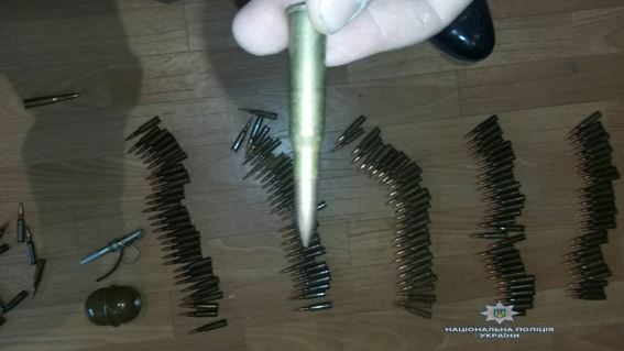 Патроны, гранаты и пластид нашли в доме бывшего атошника в Первомайске 1