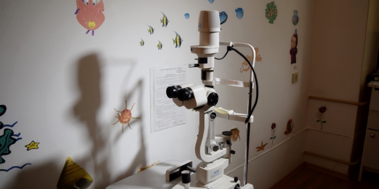 «Серце до серця»: детское отделение Николаевской областной офтальмологической больницы получило новое оборудование для ранней диагностики