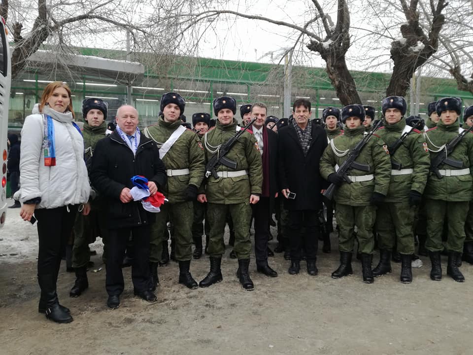 Чехи открестились от депутата сената, съездившего в Крым и сфотографировавшегося с российскими военными, - «он ездил по собственной инициативе» 5