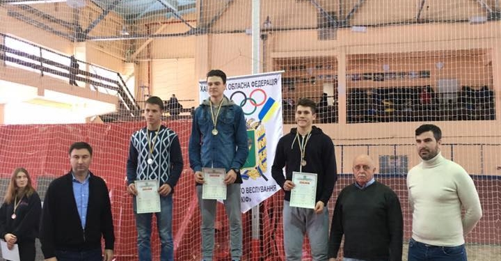 Юный спортсмен из Николаева добыл победу на чемпионате Украины по академической гребле на эргометре