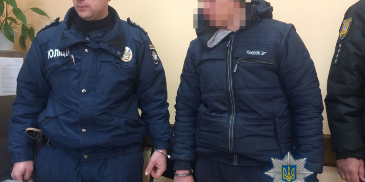 Жуть. В Одесской области насильник надругался над 11-летней девочкой и бросил ее умирать на морозе – в лесу