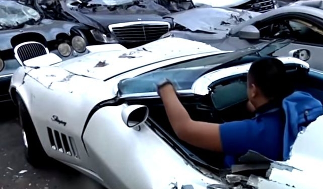 Без разговоров. На Филиппинах раздавили дорогие авто, ввезенные нелегально