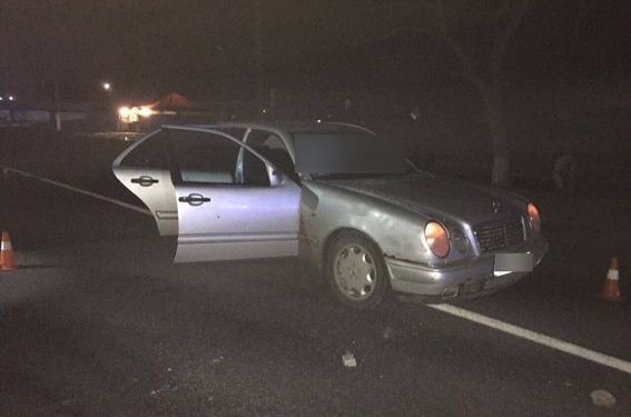 Трое молодых одесситов, обворовывавших офисы на Николаевщине, начали отстреливаться от полицейских в момент задержания