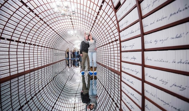 В Словакии открыли Банк Любви – ко Дню святого Валентина