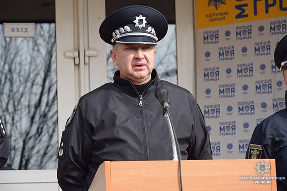 Плюс 67: в Николаеве патрульные полицейские присягнули на верность украинскому народу 17