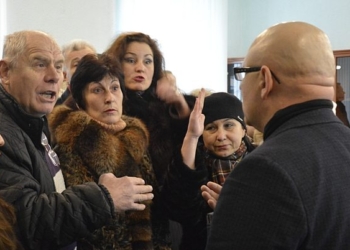 “Денег на всех не хватит”: в Николаевском департаменте ЖКХ председатели ОСМД выступили с протестом