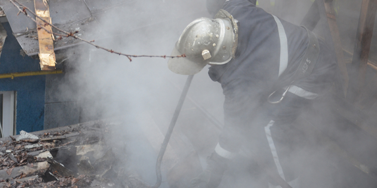 Пожар на Гражданской. В Николаеве горел жилкоп, эвакуировали 4 человек