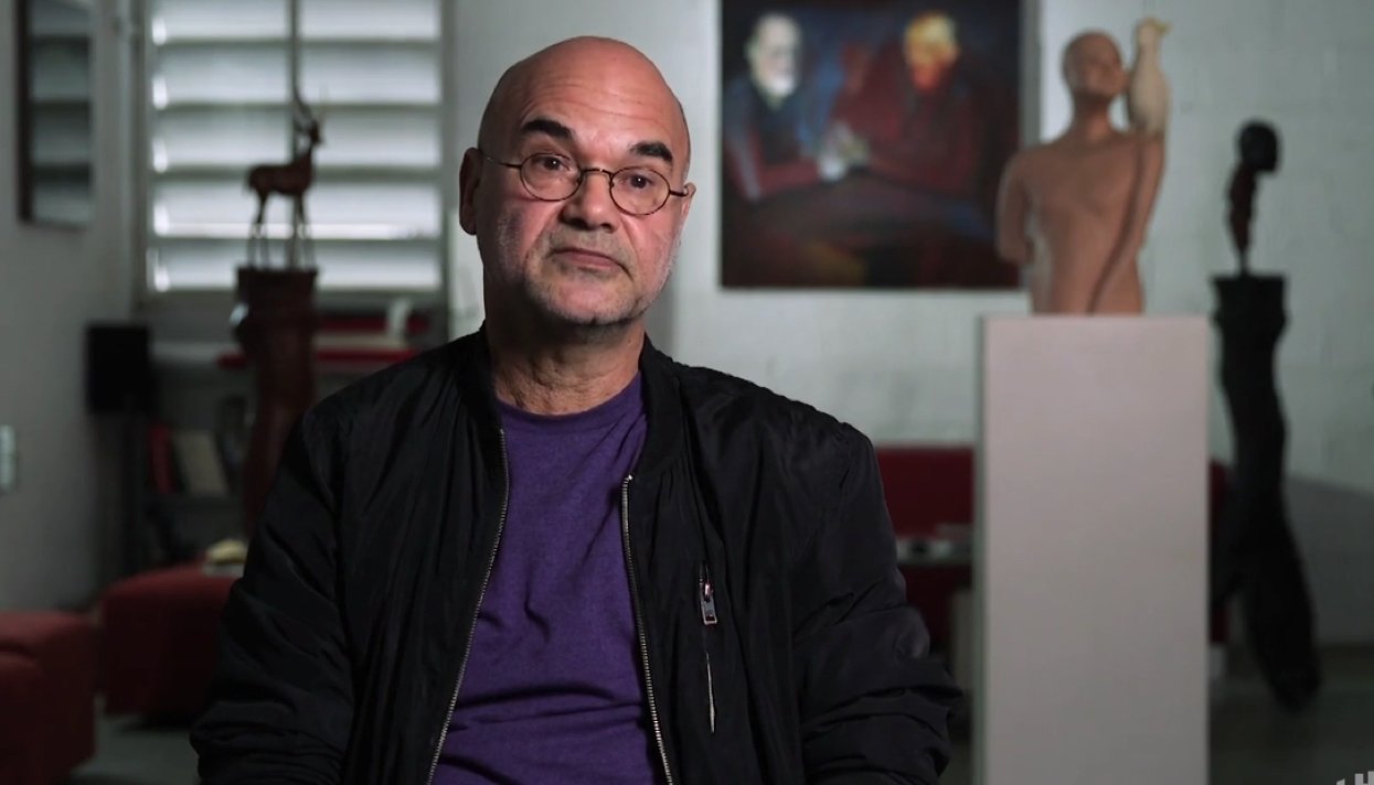 Израильский художник пообещал журналистам покончить с собой после публикации статьи о его связях с ученицами. И сдержал слово