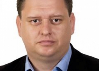 «Дело о кожаном кресле»: вышедший под залог глава Кривоозерской РГА Алексей Мирошниченко заявляет, что ни кресла, ни меченых денег не было