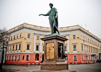 НАБУ задержало 3 фигурантов по делу Труханова, мэра Одессы могут объявить в розыск