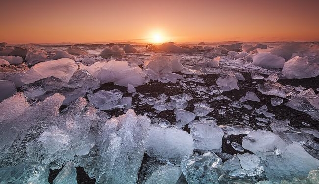 В Германии мороз начудил – превратил озеро в фэнтези