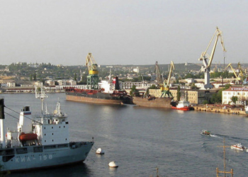 РФ “национализировала” судостроительный завод Порошенко в Крыму